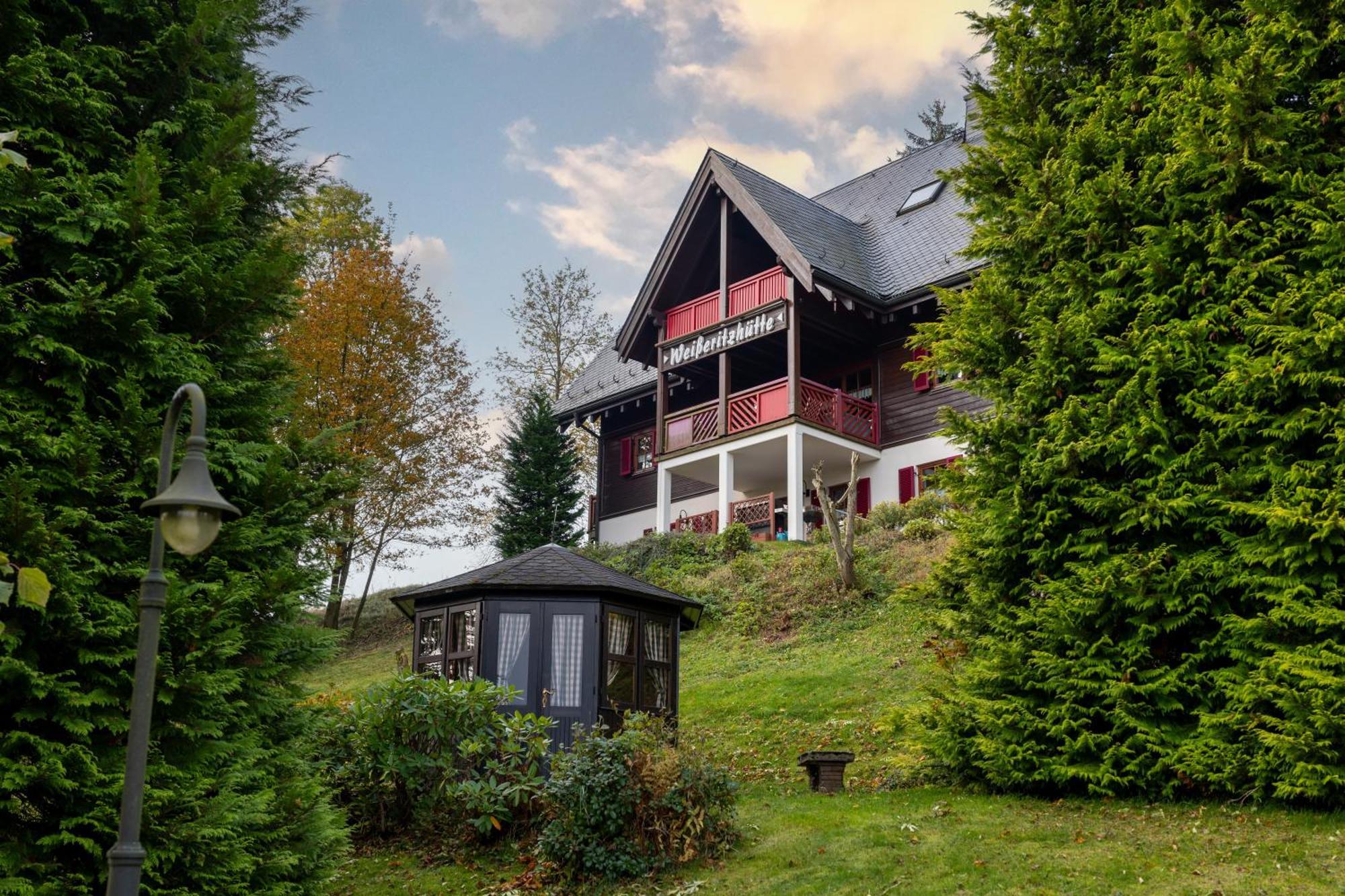 Ferienanlage Zum Silberstollen 2 Haeuser Am Berg Polderhof Und Weisseritzhuette Altenberg Luaran gambar